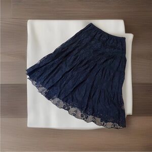 Black knee-length pleated A-line black skirt size M